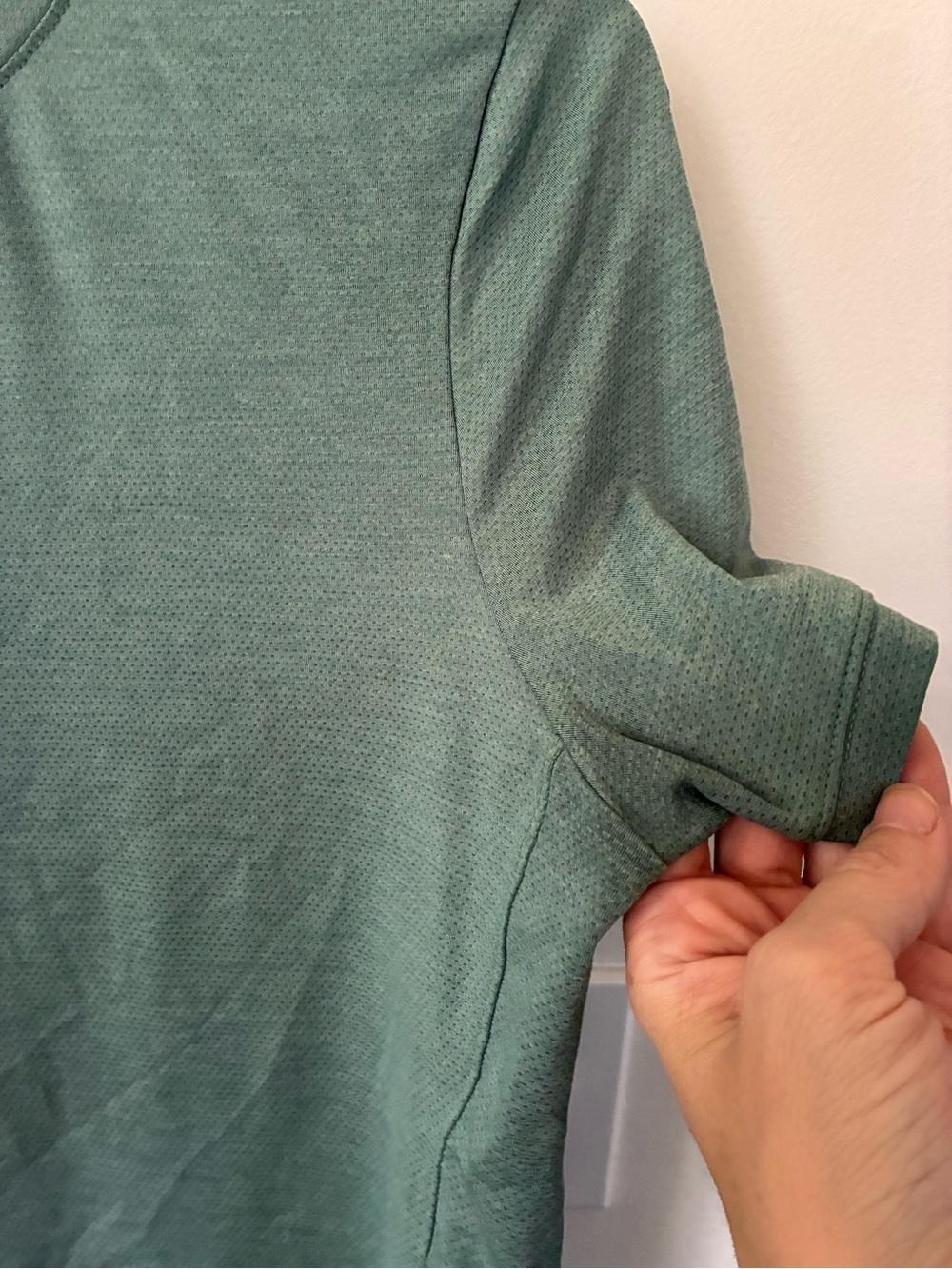Tracksmith Session Tee - Picture 2 of 7